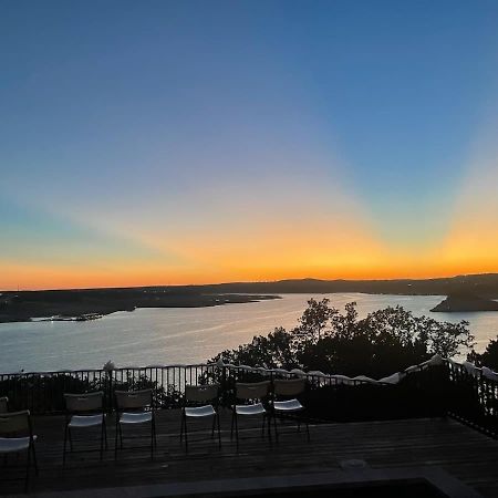 הוילה Leander Atlantis On Lake Travis Pool Hot Tub Dock מראה חיצוני תמונה