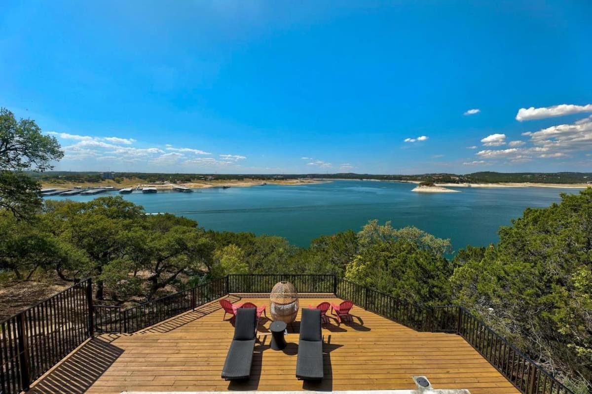 הוילה Leander Atlantis On Lake Travis Pool Hot Tub Dock מראה חיצוני תמונה